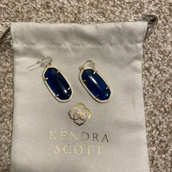 Kendra Scott Elle - Picture 1 of 2